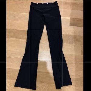 Black Ivivva Flair Leggings